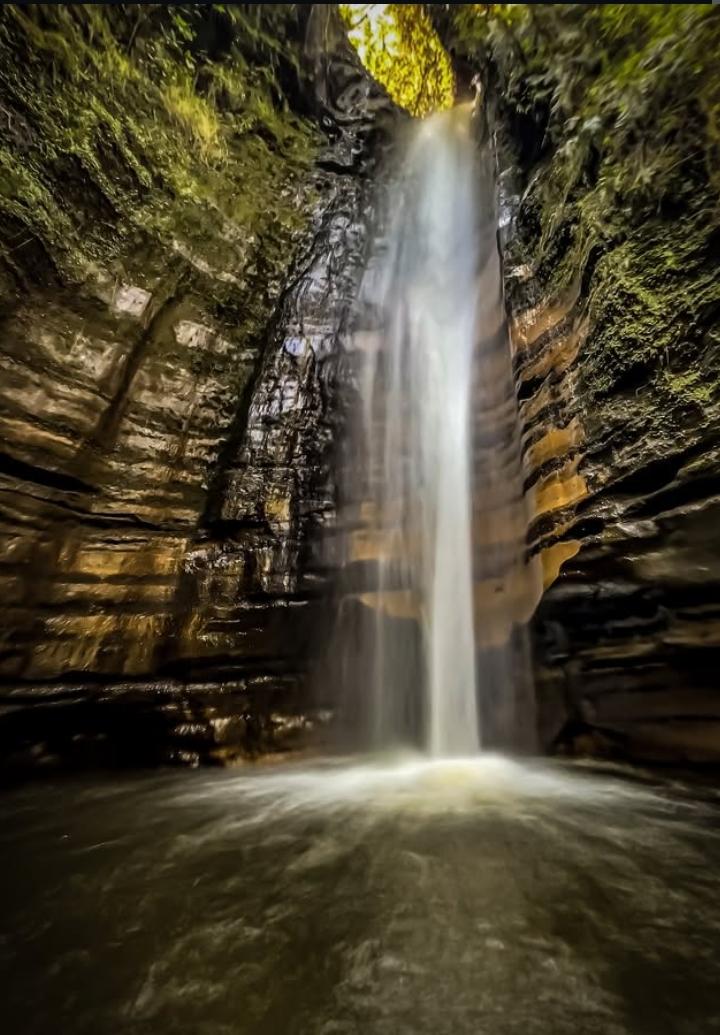 Puertas del Sol Cascada Escondida